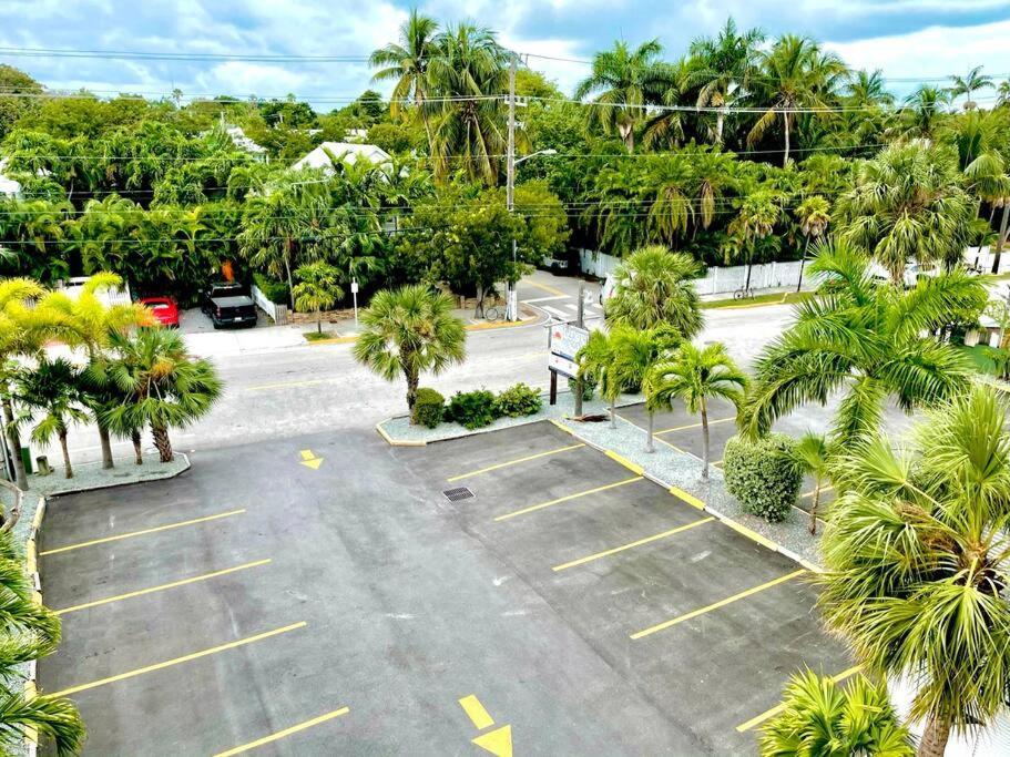 הוילה קי וסט St Kitts - Downtown Waterfront Penthouse Pool Dock Parking מראה חיצוני תמונה