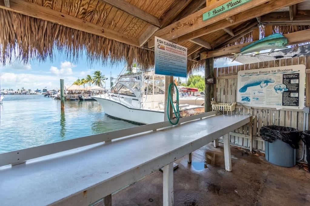 הוילה קי וסט St Kitts - Downtown Waterfront Penthouse Pool Dock Parking מראה חיצוני תמונה