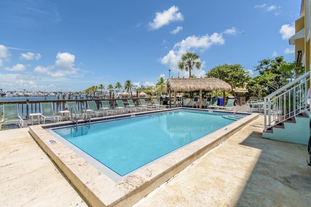 הוילה קי וסט St Kitts - Downtown Waterfront Penthouse Pool Dock Parking מראה חיצוני תמונה