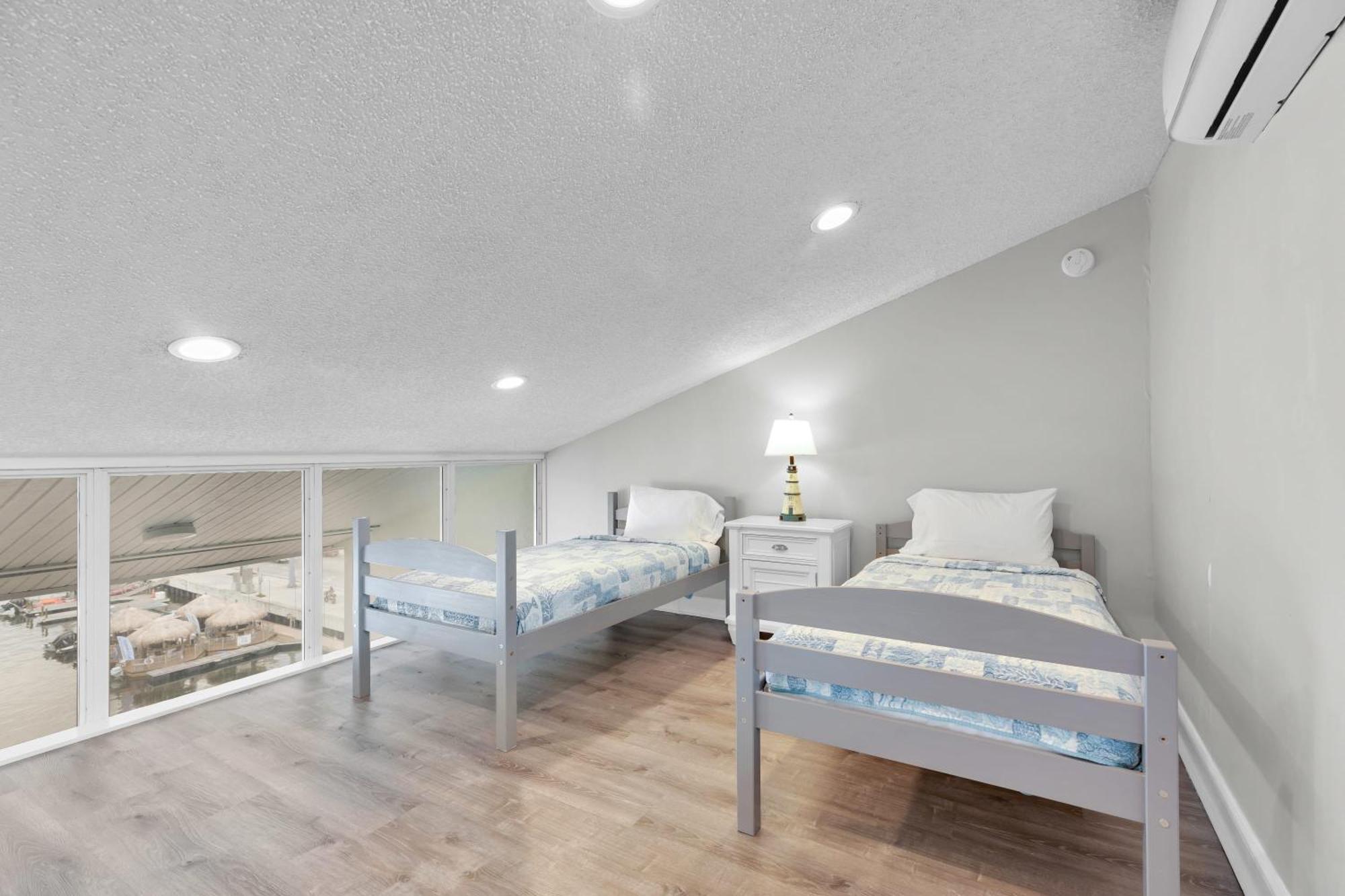 הוילה קי וסט St Kitts - Downtown Waterfront Penthouse Pool Dock Parking מראה חיצוני תמונה