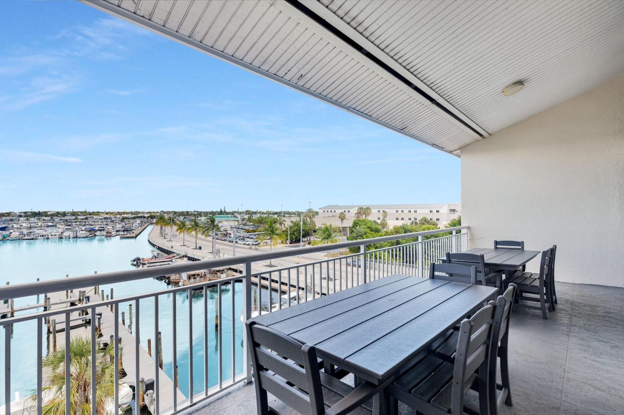 הוילה קי וסט St Kitts - Downtown Waterfront Penthouse Pool Dock Parking מראה חיצוני תמונה