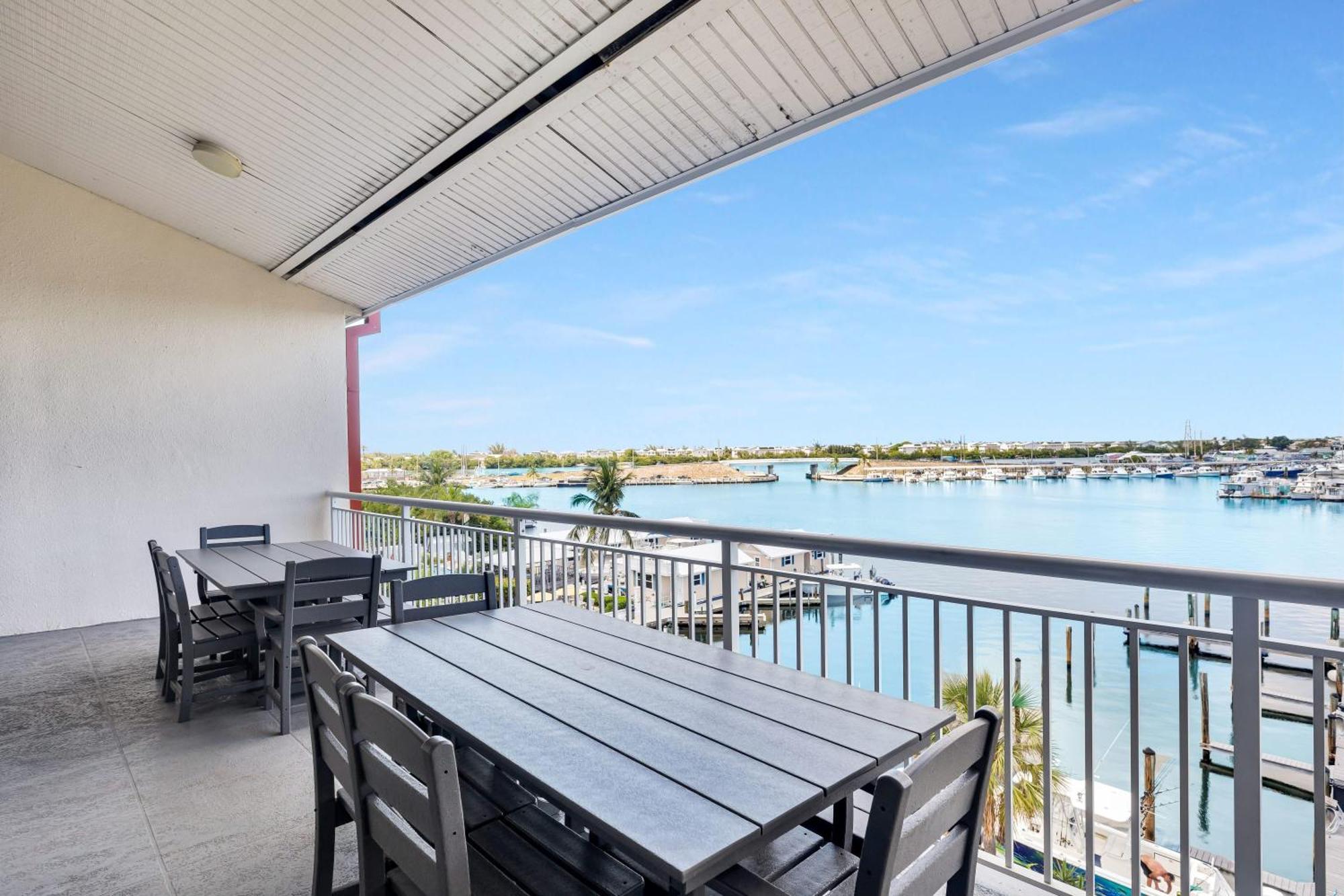 הוילה קי וסט St Kitts - Downtown Waterfront Penthouse Pool Dock Parking מראה חיצוני תמונה